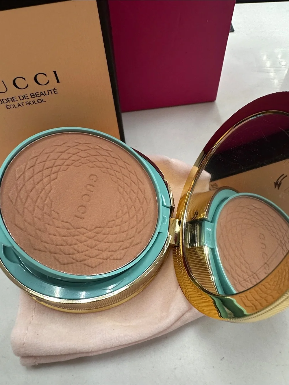 Gucci Poudre de Beauté Compact Powder - Turquoise & Gold